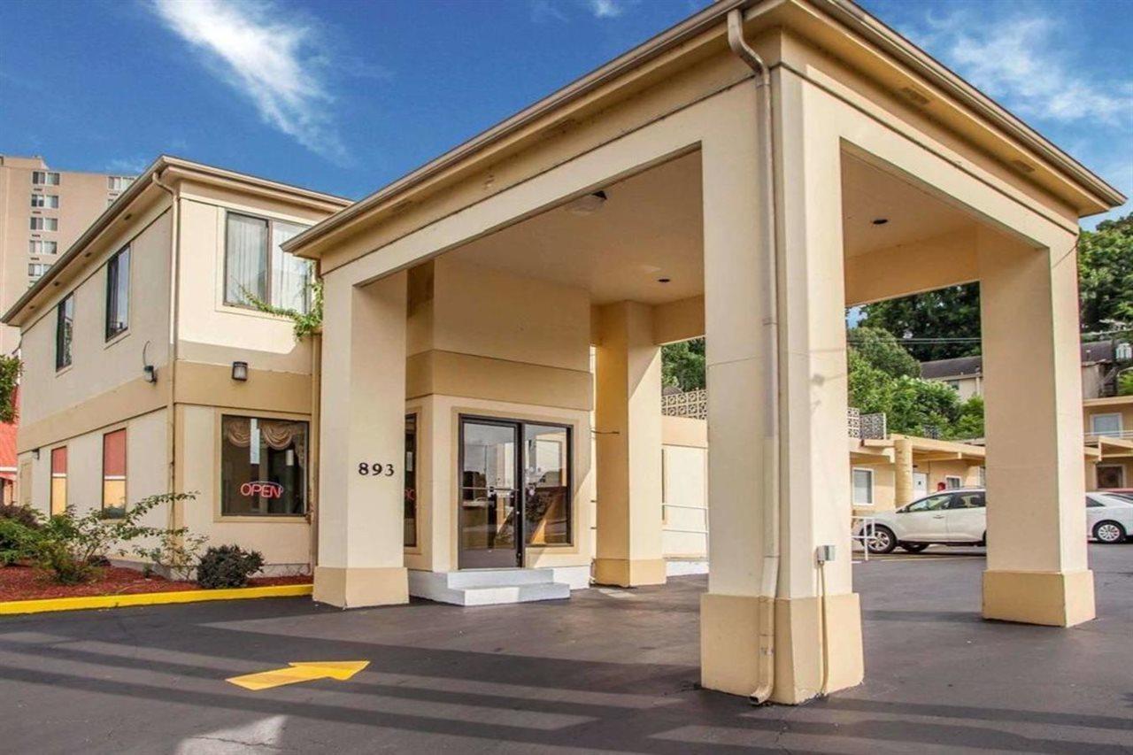 Rodeway Inn Nashville Airport Екстер'єр фото