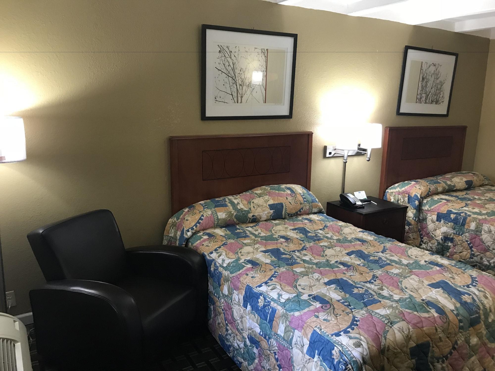 Rodeway Inn Nashville Airport Екстер'єр фото